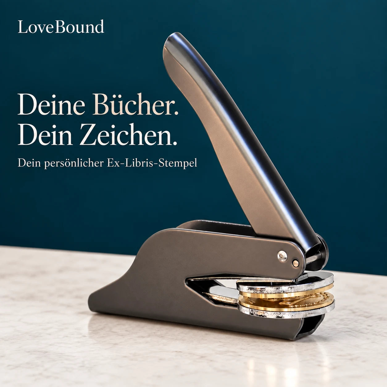 Buchprägestempel mit eigenem Ex-Libris – LoveBound Galerieansicht 1